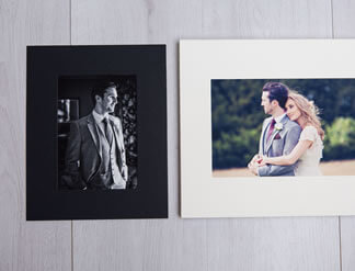 Signature Folio Box in Black