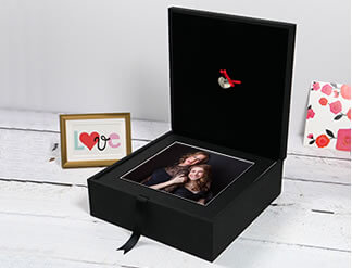 Premium Colours 13x13 Folio Box with USB