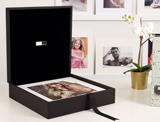 Premium Colours 13x13 Folio Box with USB