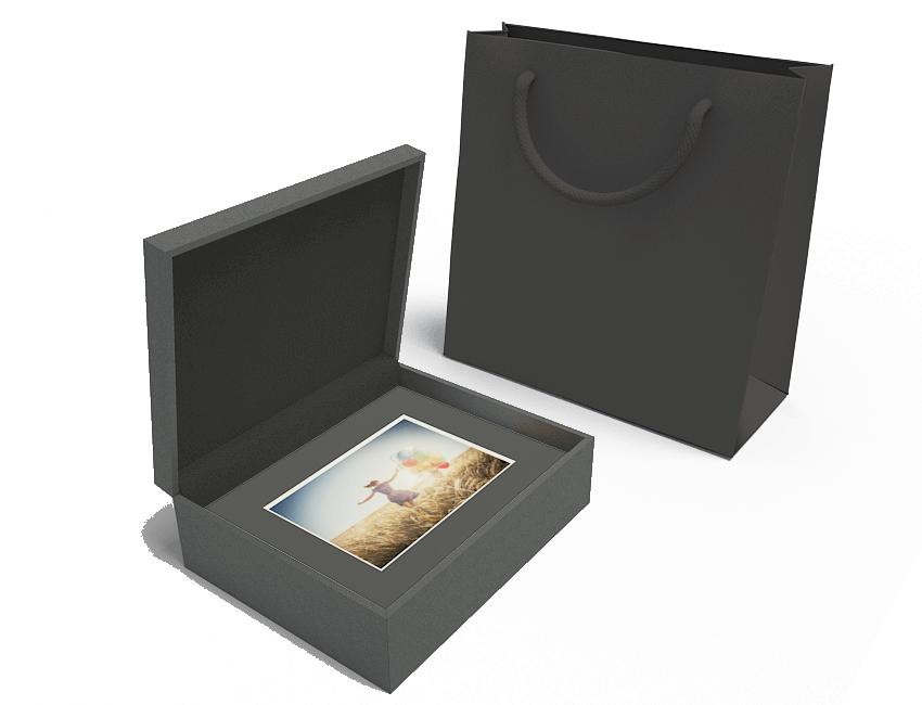 20 Folio Box w/ Black 5x7 Mats