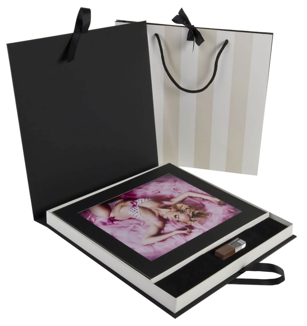 USB Mount Box Presentation Kit (10 x 8) with 16GB Walnut Crystal USB & Gift Bag - Mounts: Black