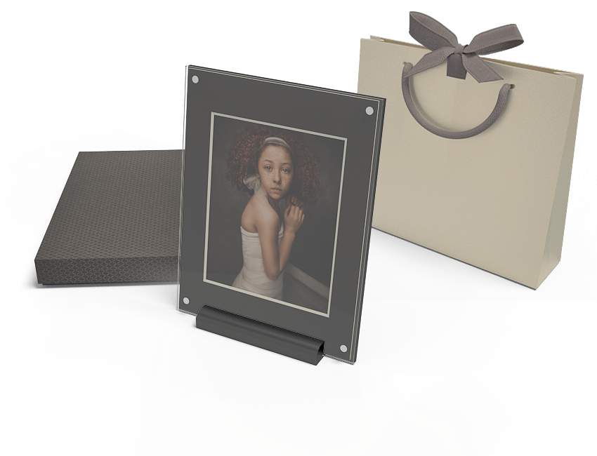 Folio Frame 11x14 w/black mats & imprinted box
