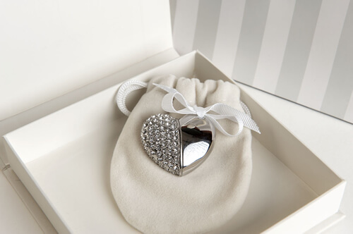 Jewelled Heart USB in Ivory Box