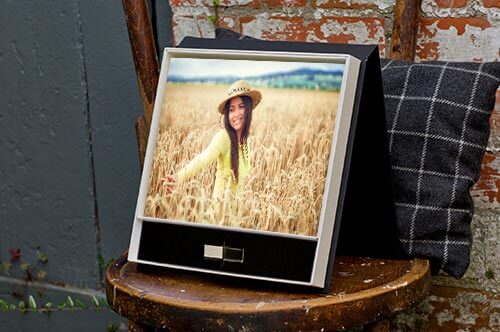 Black Print Box with Crystal USB