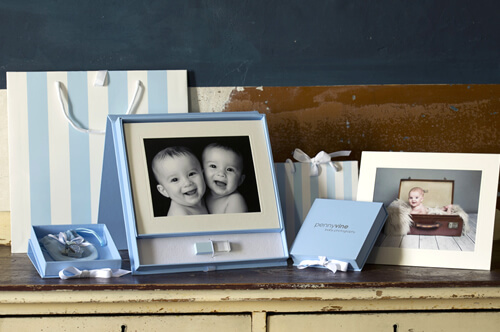 Baby Blue USB Mount Box with Blue Crystal USB