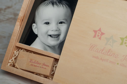 Print box and USB for baby photos