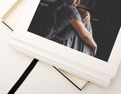 Black Signature Folio Box